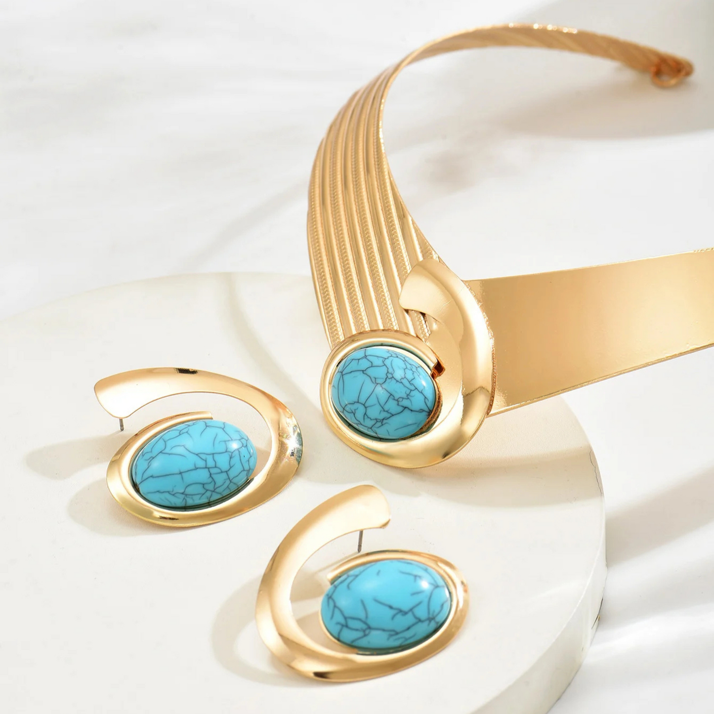 Cirelle Opal Eleganz: Exquisites Schmuckset