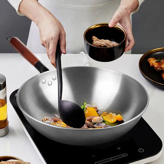onetwone Premium Eisen Wok – Leicht, Langlebig und Authentisch