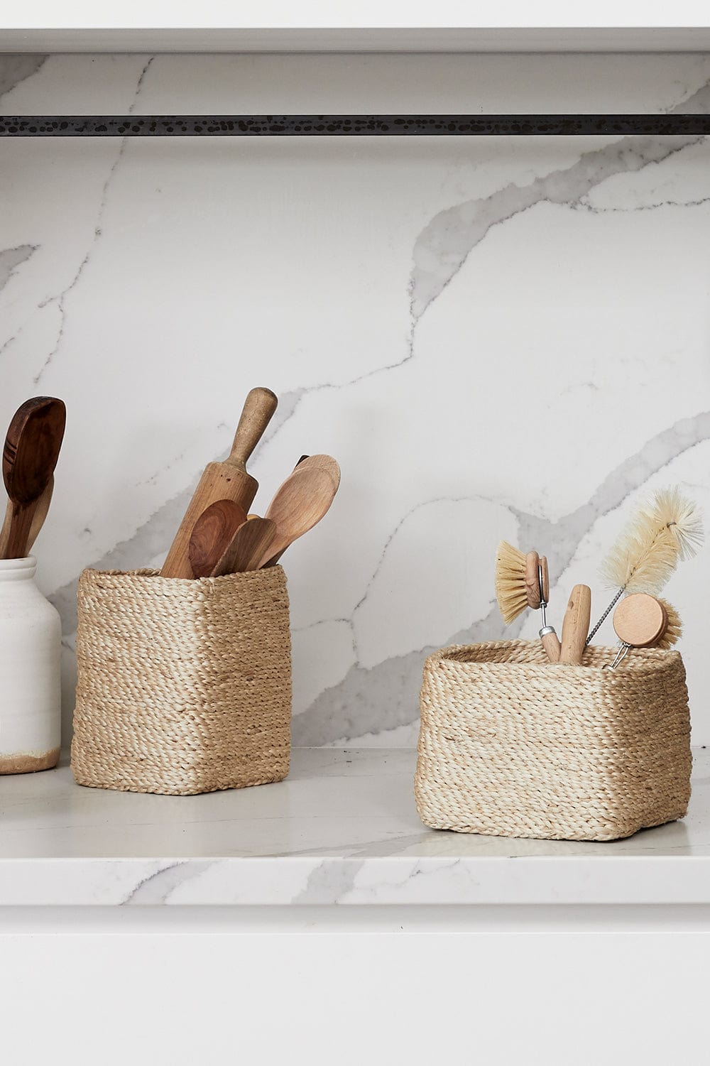 Eleganter Jutekorb: Kompakt und Quadratisch