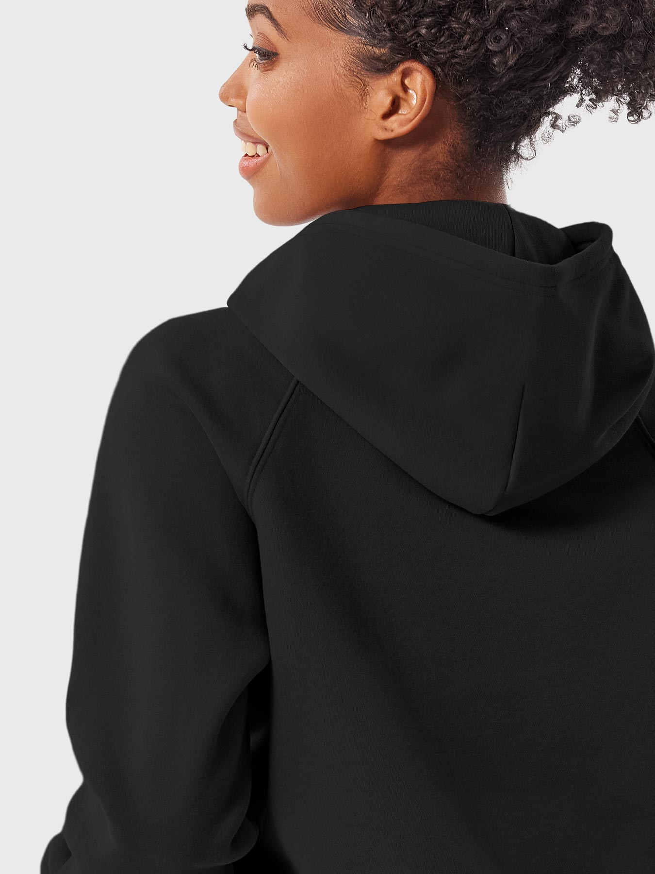 Ironfit Saavedra Fleece Hoodie: Stilvoller Komfort für aktive Momente