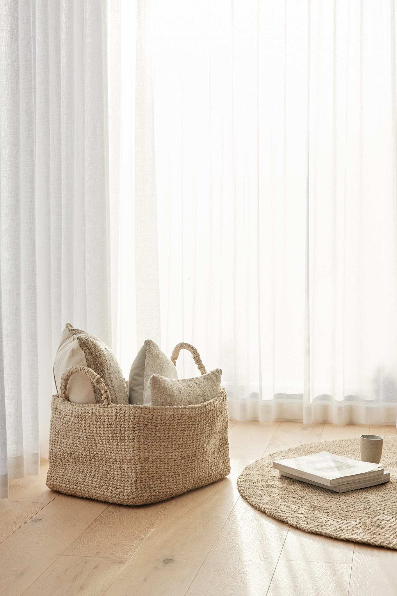 Rani Korb - Eleganz in Großformat