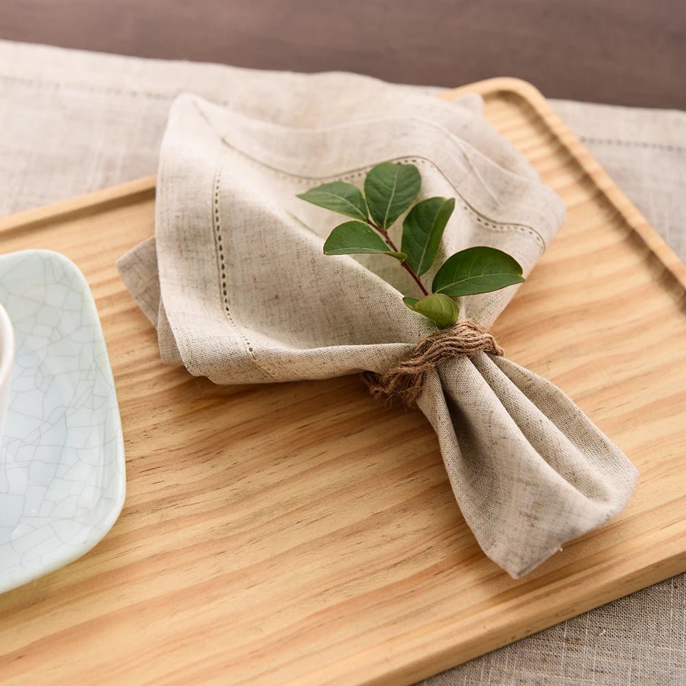 Elegantes 12-teiliges Servietten-Set für stilvolle Anlässe