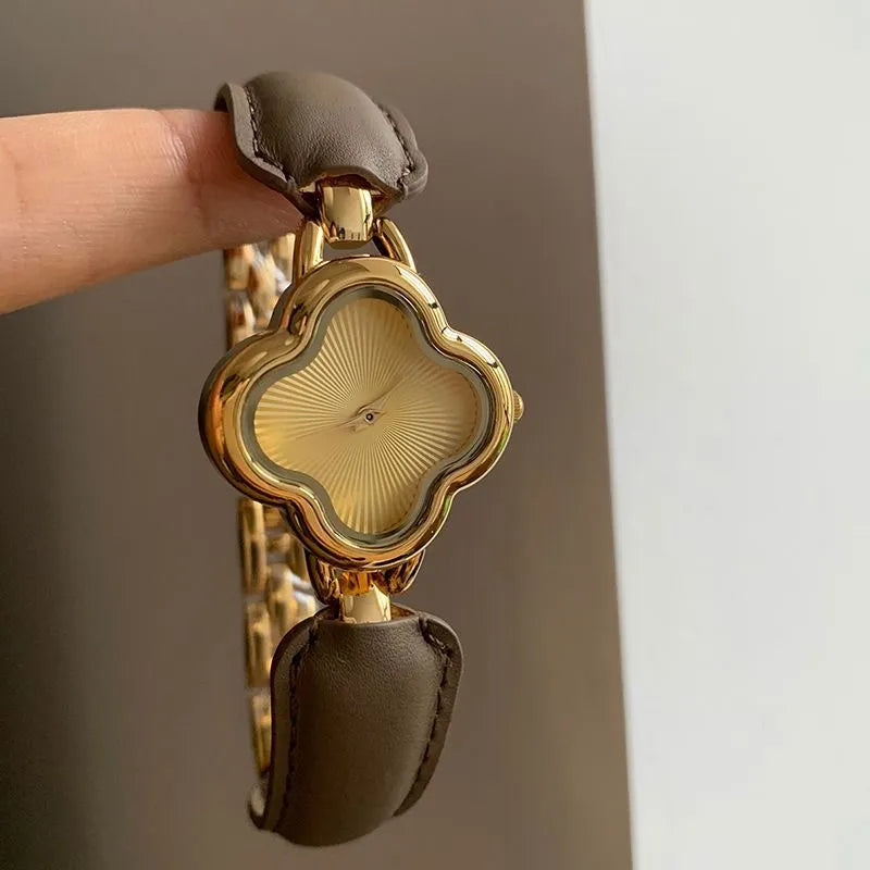 Regalia Vierblatt-Uhr: Zeitlose Eleganz in Perfektion