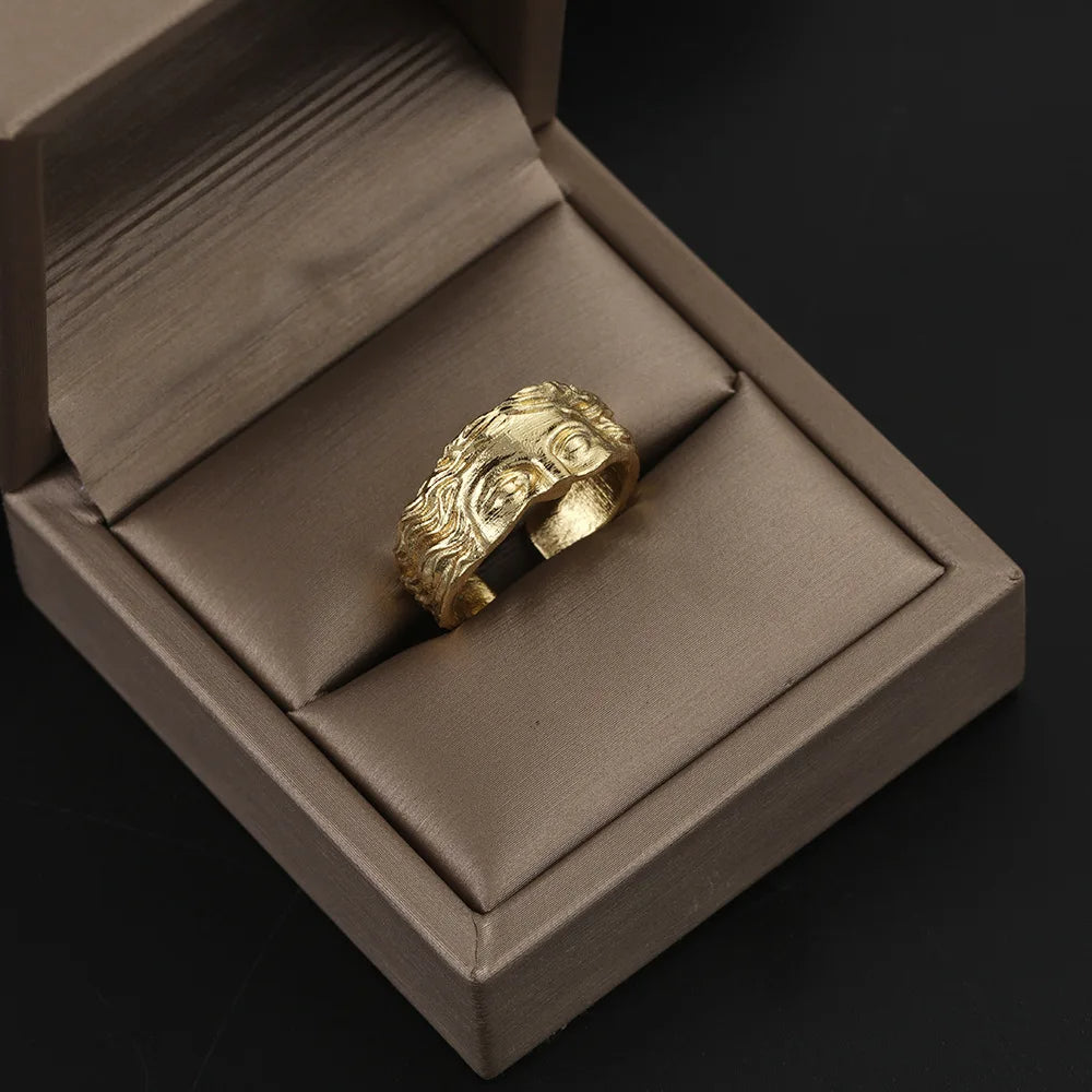 „Aphrodites Krone: Eleganter Ring der Verführung“