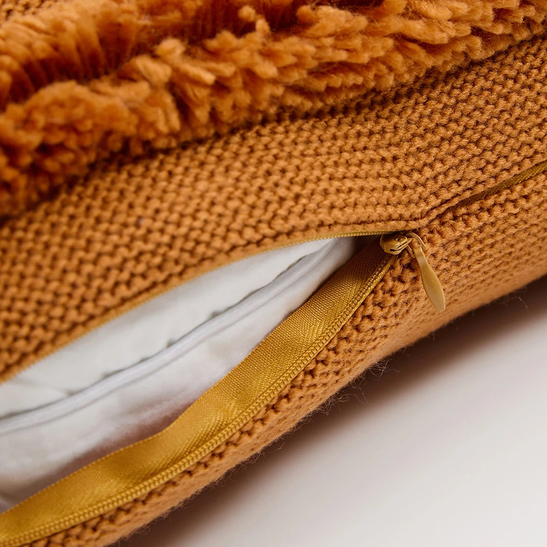 Casa Bohemia: Eleganter Gepolsterter Bezug für zeitlose Wohnkultur