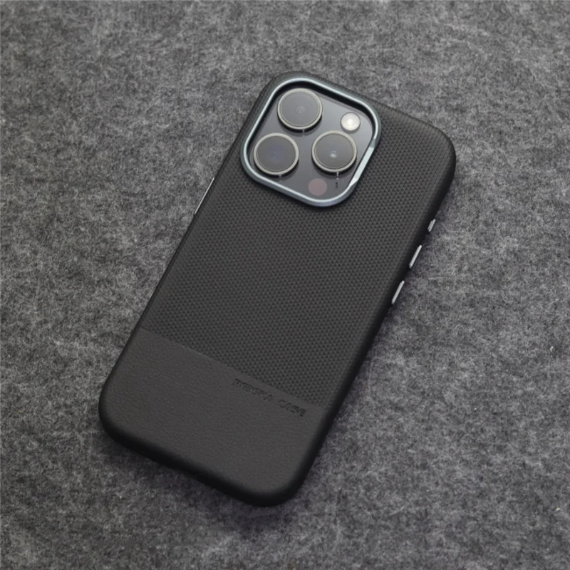 Commander: Edles Texturiertes iPhone Case