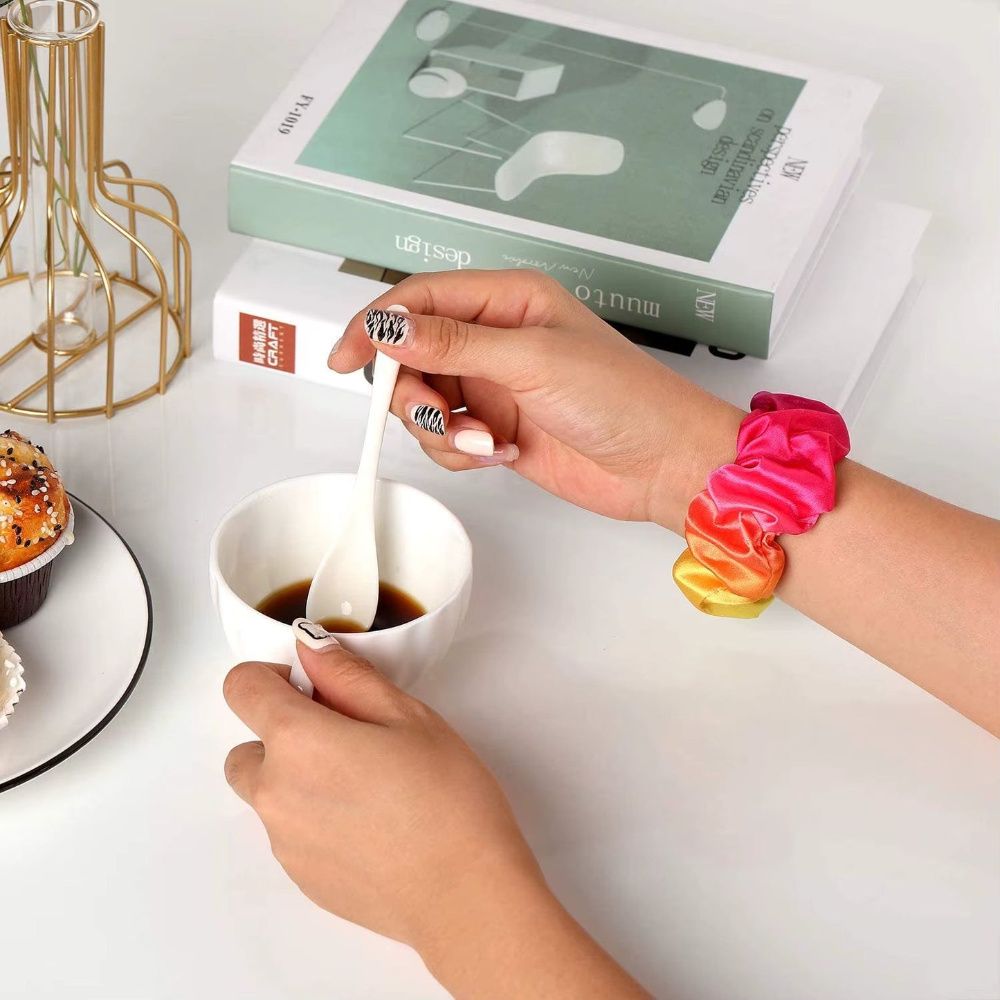 Elegantes Bella Scrunchie Loop Armband für Apple Watch