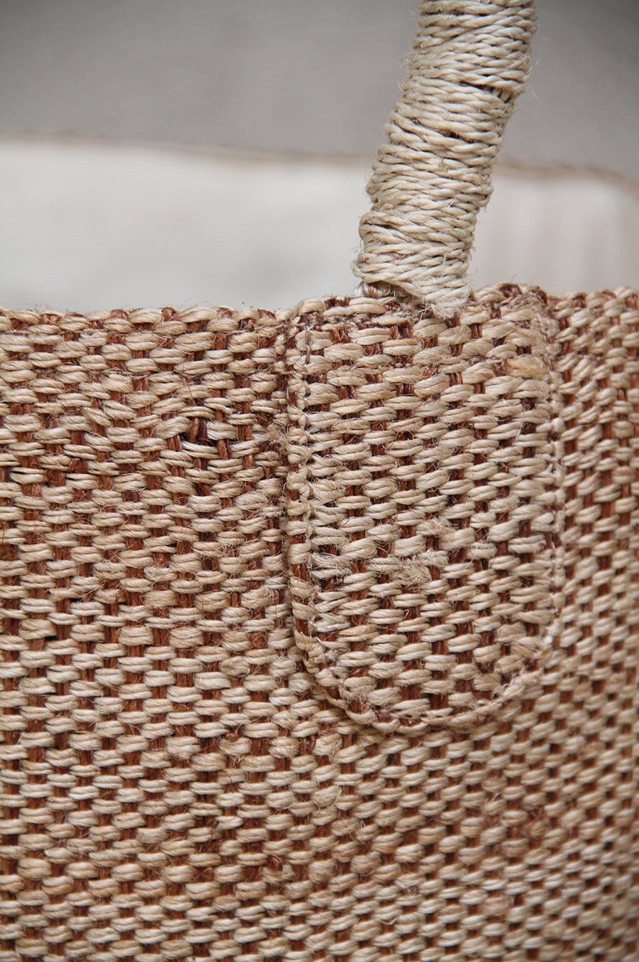 Boda Korb - Natürliche Eleganz