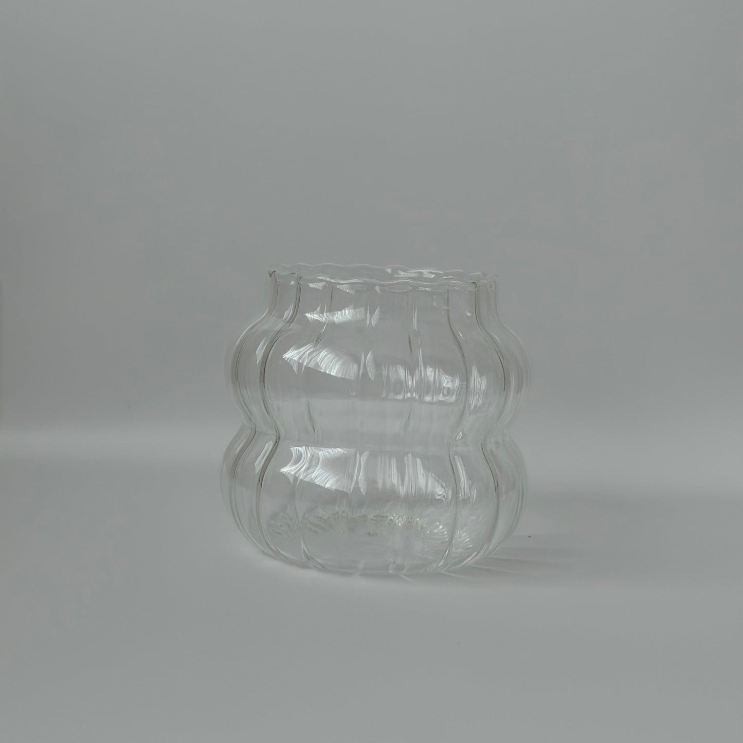 Elegante Silhouette: Hochwertiges Glasdesign