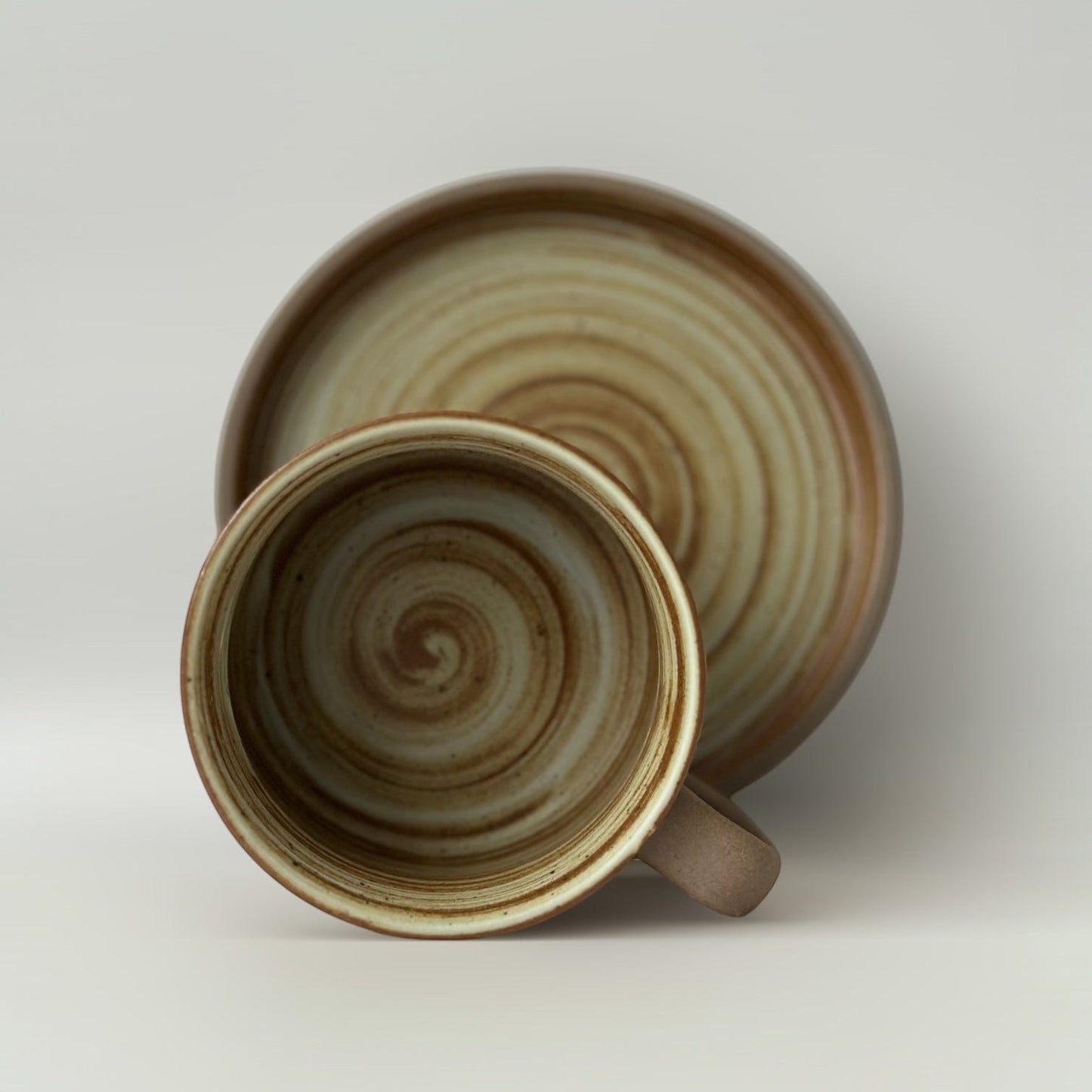 Rustikale Sandtasse – Eleganz in der Einfachheit