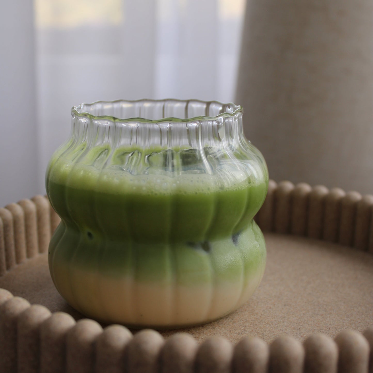 Elegante Silhouette: Hochwertiges Glasdesign