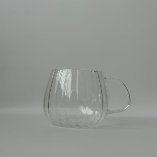 Stella Glas: Eleganz in Klarheit