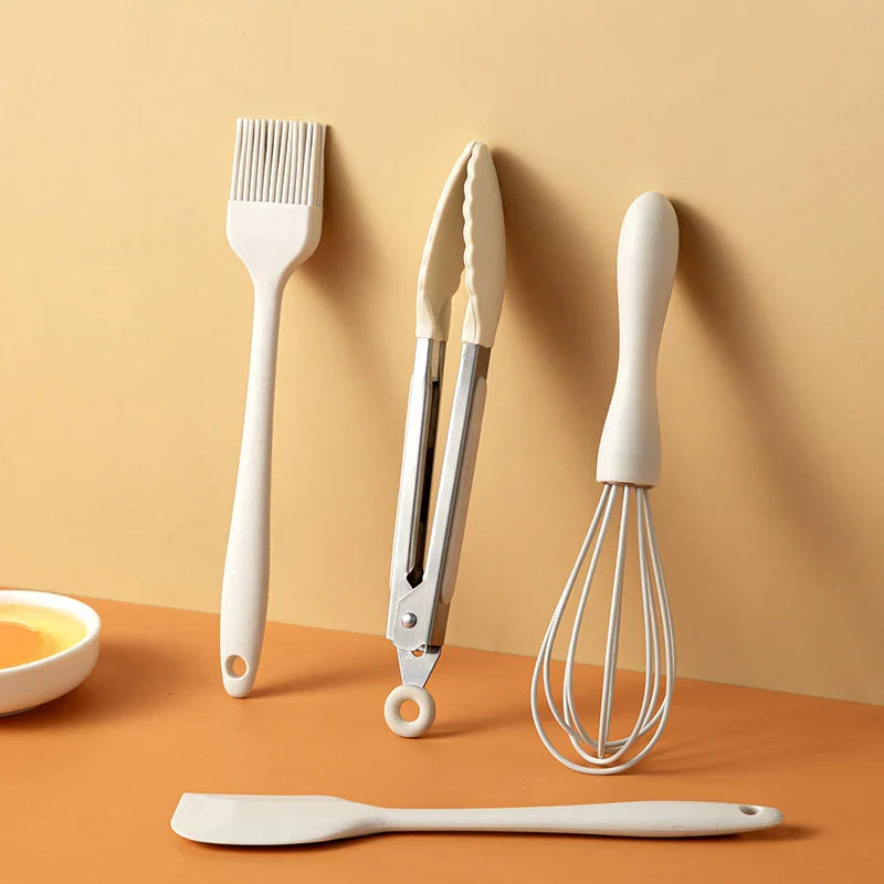 Elegantes 4-teiliges Silikon-Backset: Präzision und Stil für Ihre Küche