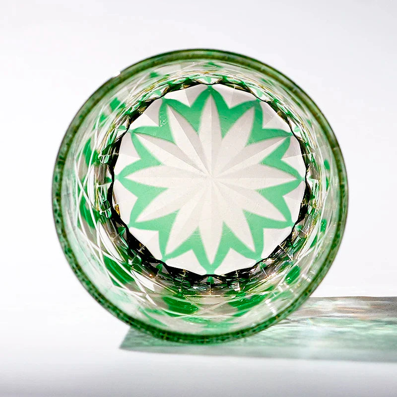 Kiriko-Kristallglas: Meisterhafte japanische Handwerkskunst