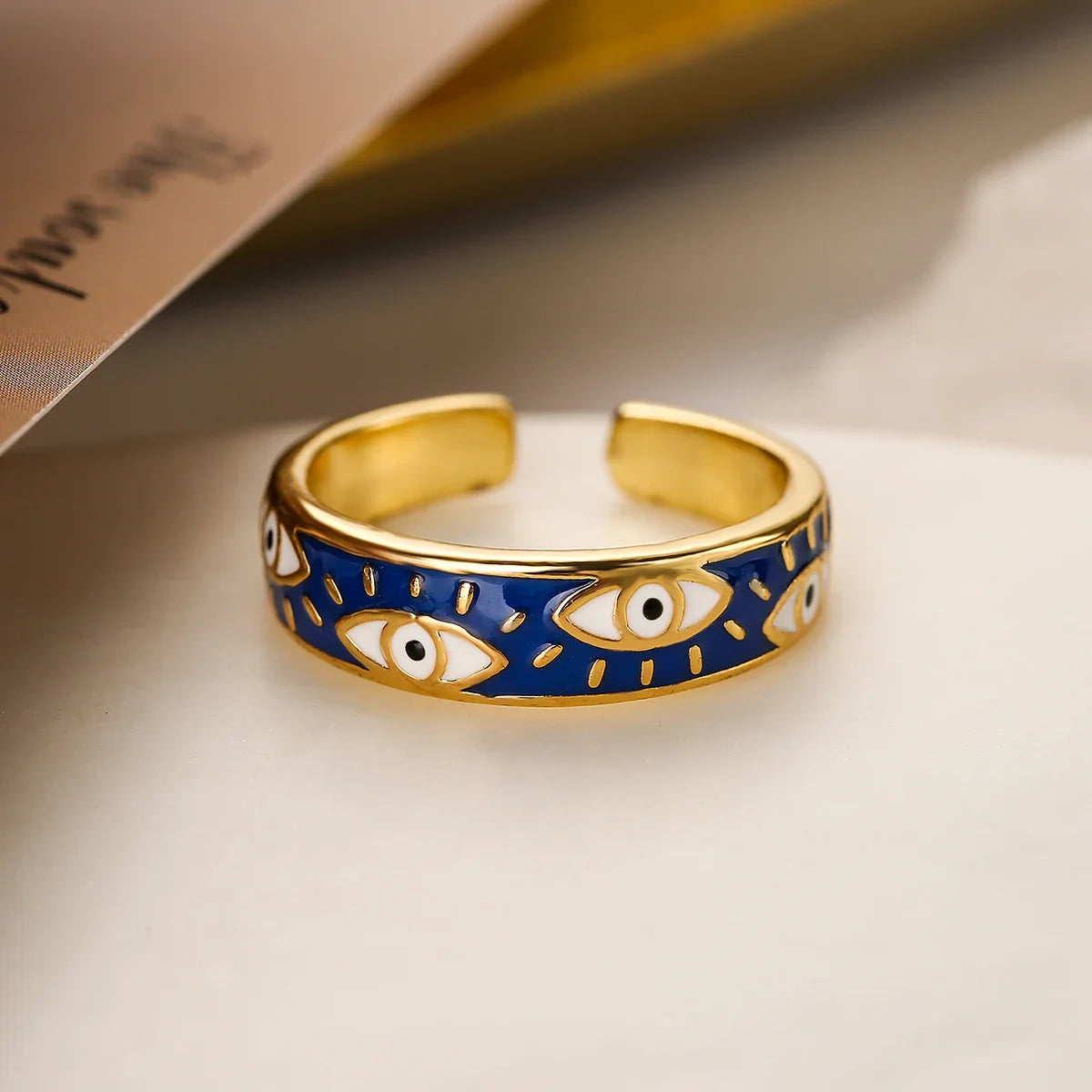 Ewiger Blick: Der Ring der Unendlichkeit