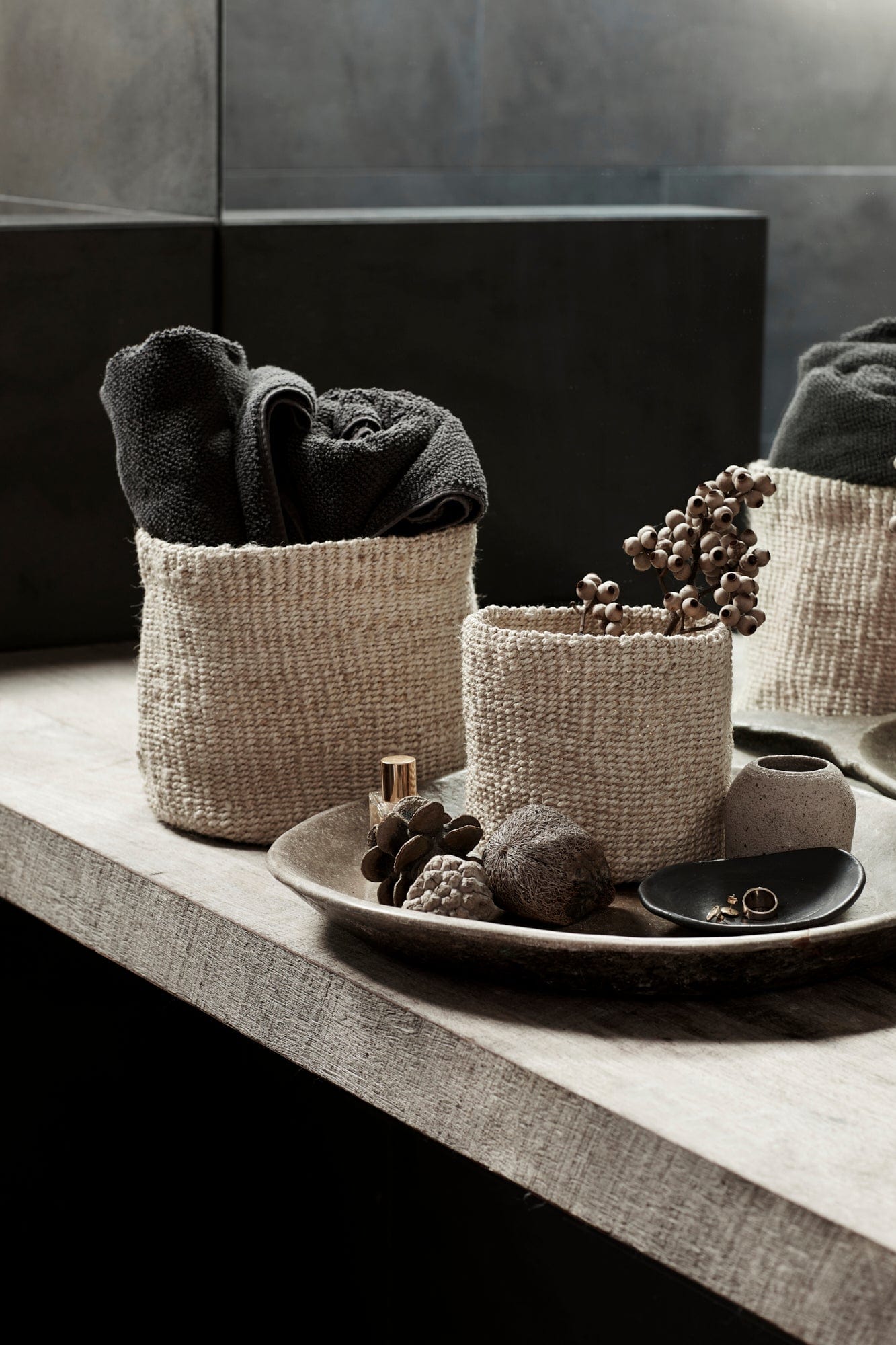 Elegantes Geflecht: Topf-Duo für stilvolle Akzente