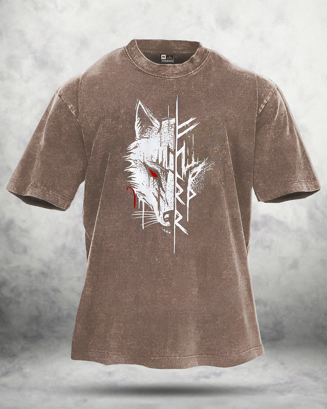WOLF RED EYE: Vintage-Style T-Shirt