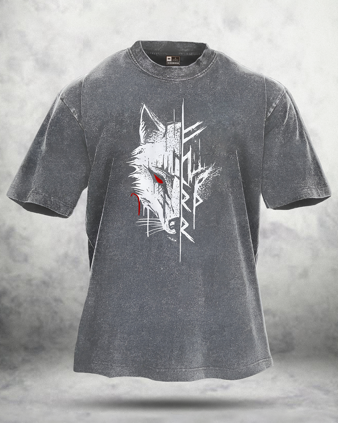 WOLF RED EYE: Vintage-Style T-Shirt