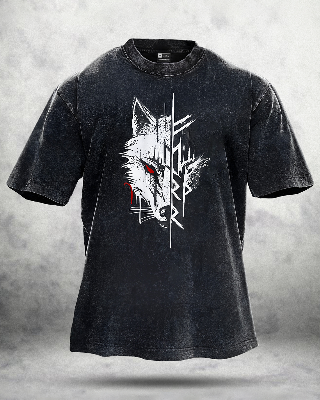 WOLF RED EYE: Vintage-Style T-Shirt