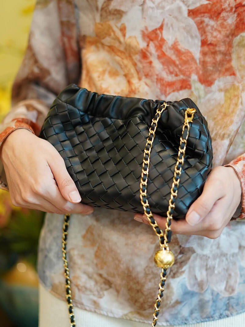 Umhängetasche Claire: Eleganz trifft Funktionalität