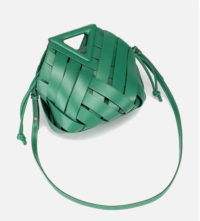 Aeris Woven Bucket Bag – Eleganz trifft Funktionalität