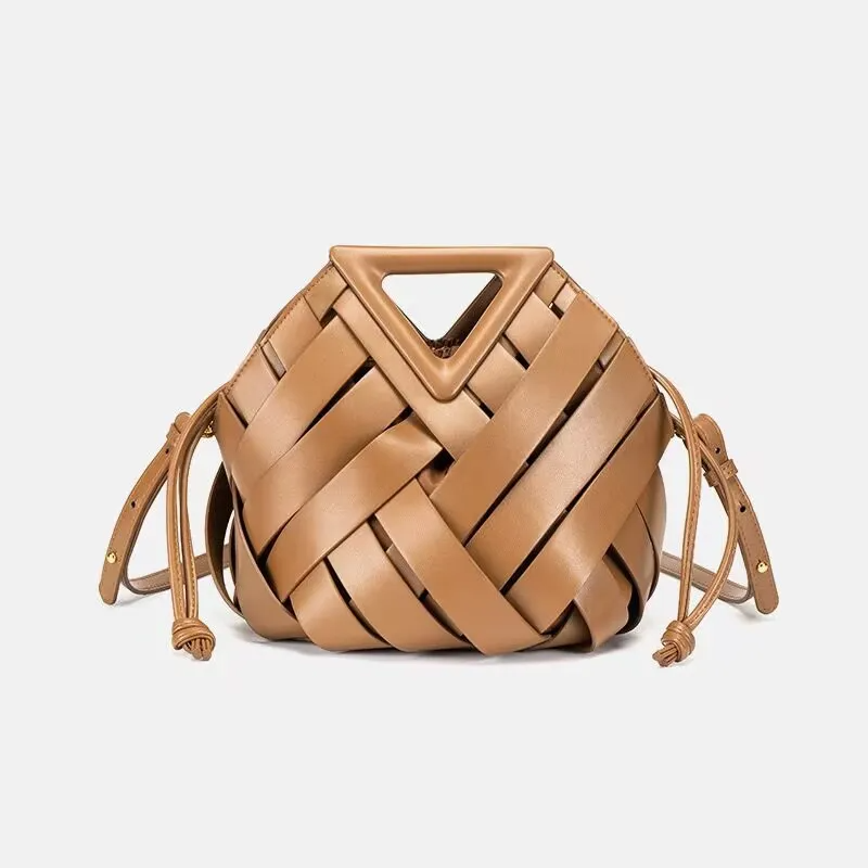Aeris Woven Bucket Bag – Eleganz trifft Funktionalität
