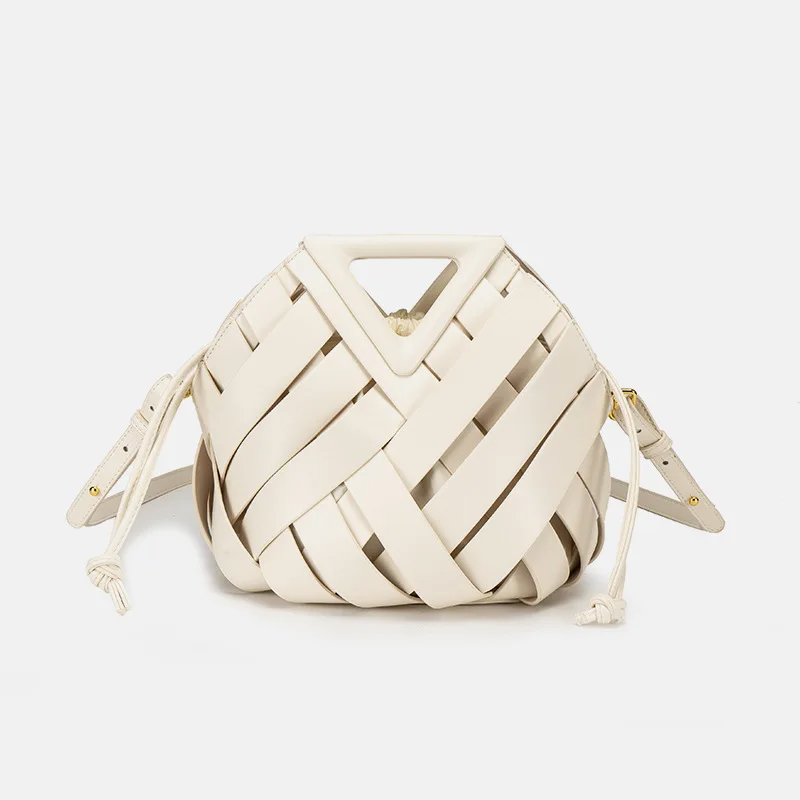 Aeris Woven Bucket Bag – Eleganz trifft Funktionalität