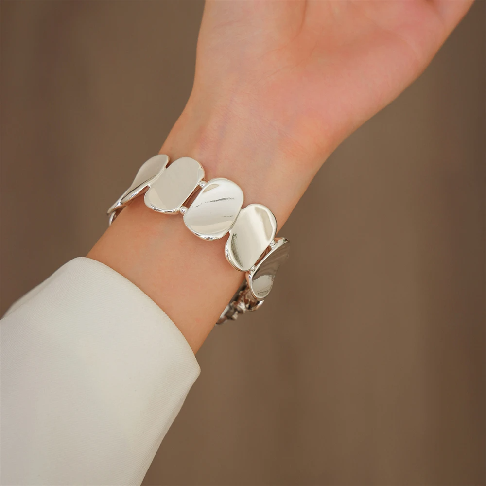 Avanti: Elegantes Apple Watch Armband für anspruchsvolle Stilbewusste