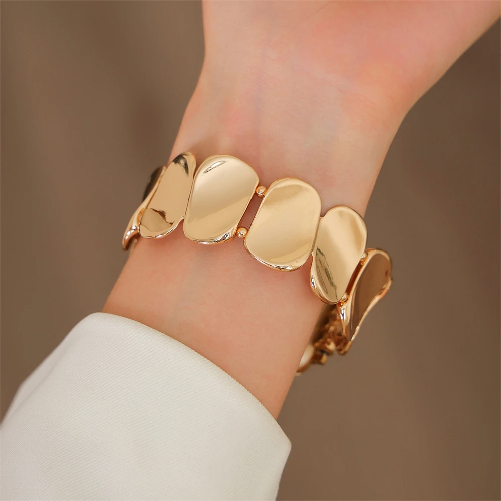 Avanti: Elegantes Apple Watch Armband für anspruchsvolle Stilbewusste