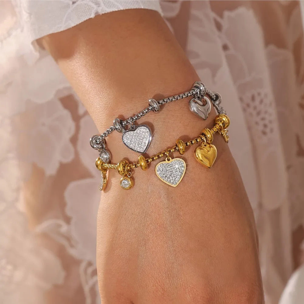 Céleste d’Amour: Elegantes Charm-Armband für besondere Momente