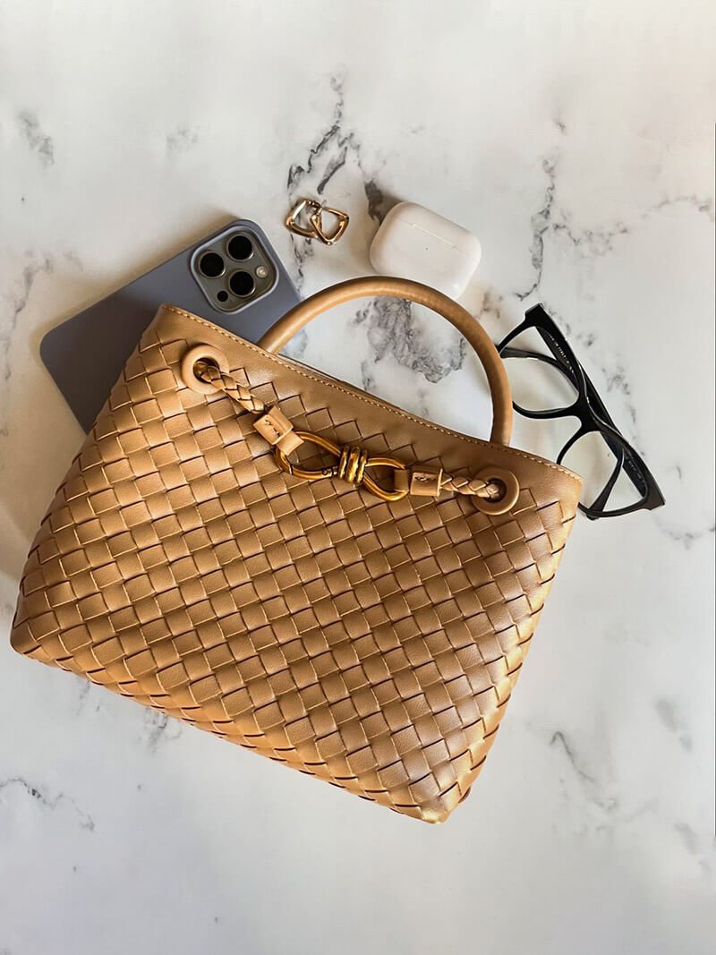 „Gewebte Tasche Lucia – Eleganz in jedem Detail“