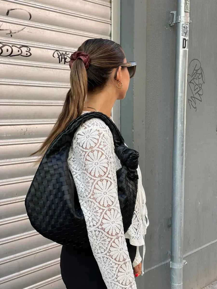 Elegante Mittelgroße Tasche für stilbewusste Träger