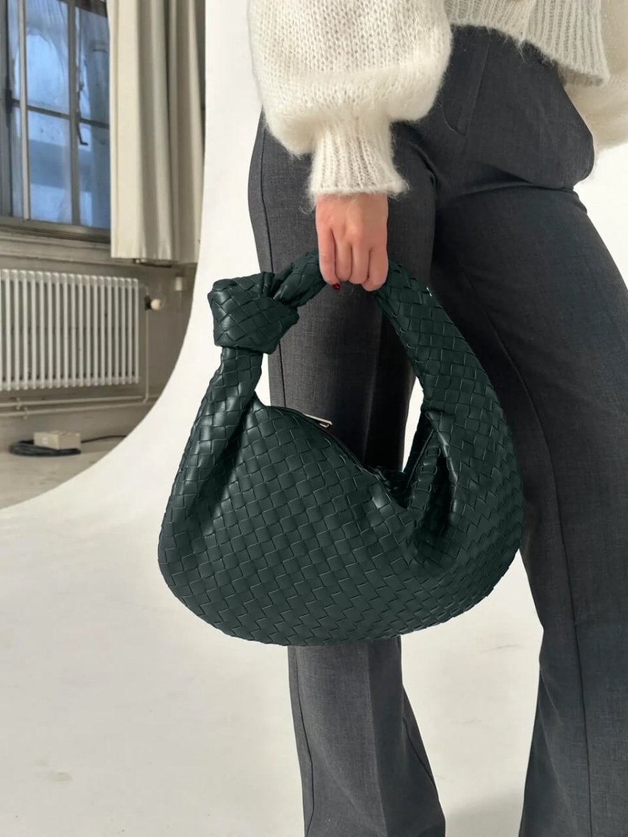 Elegante Mittelgroße Tasche für stilbewusste Träger
