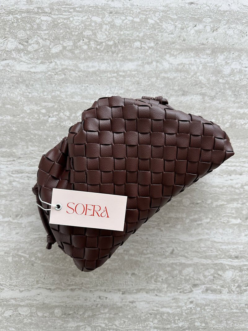 „Gewebte Eleganz: Tasche Rachel“