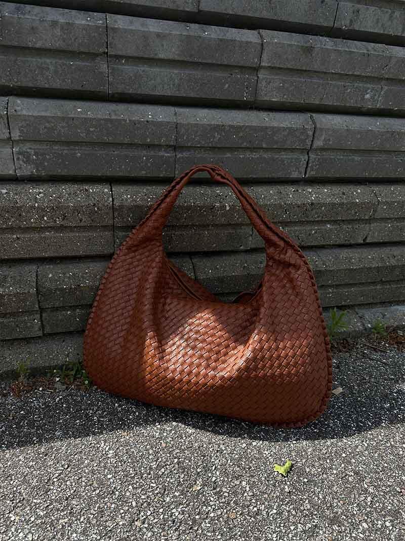 Exklusive XL-Tasche aus hochwertigem Gewebematerial
