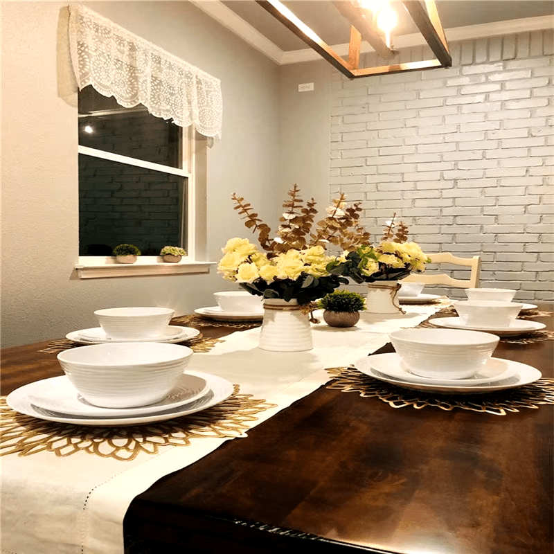 „Exquisites Gold Tischset – Eleganz für jeden Anlass“