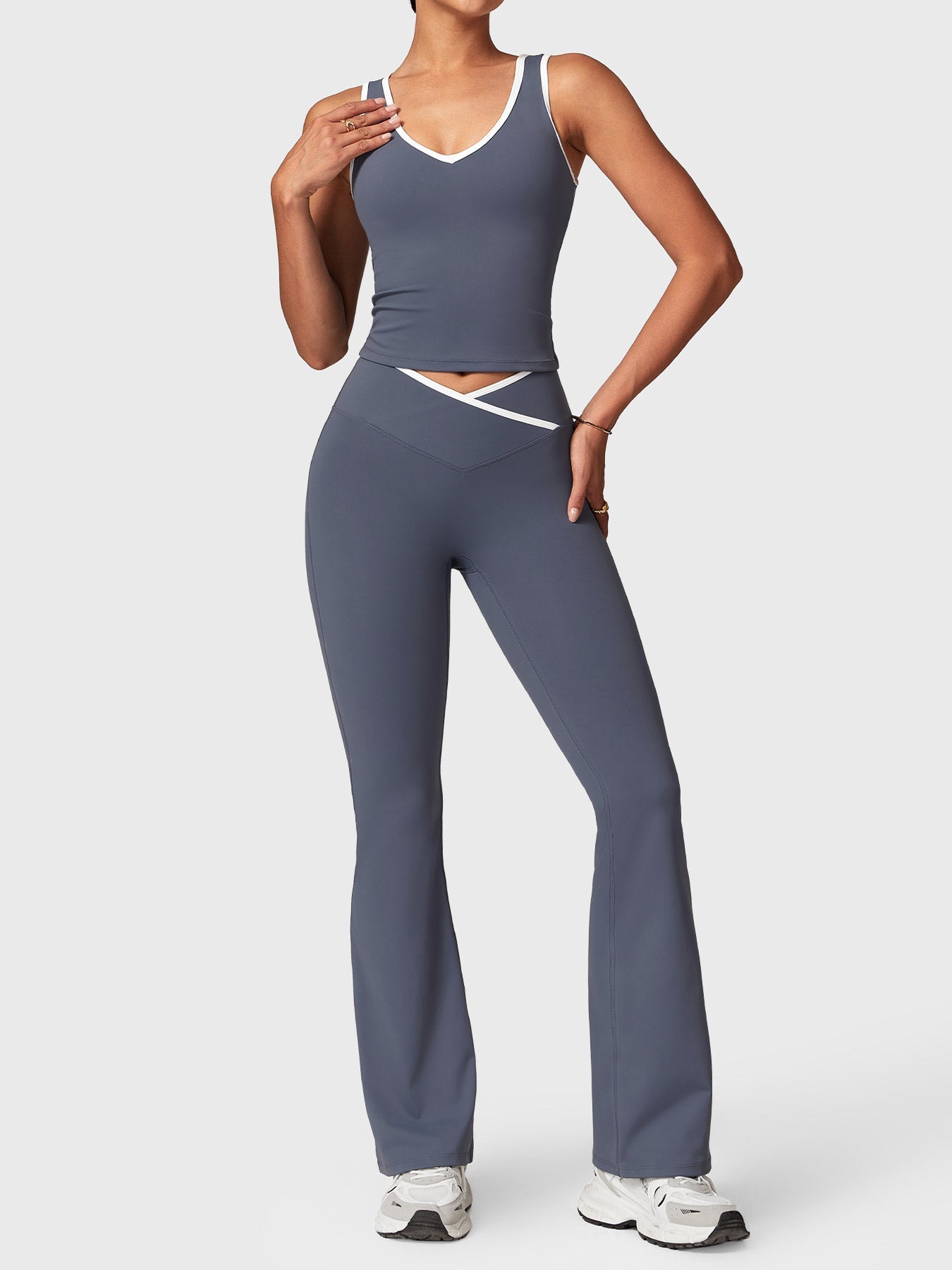 Ironfit Alberta: Trendiges Sportset mit Kontrastdetails