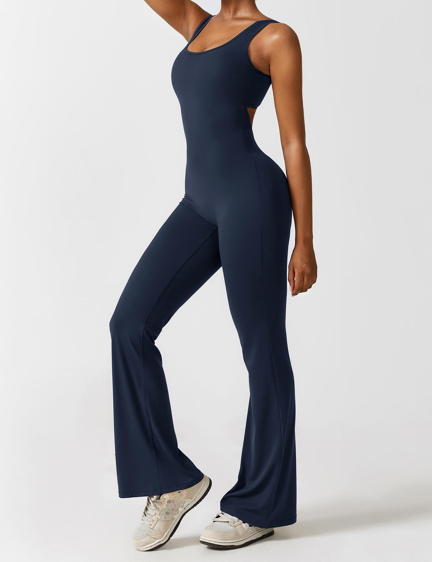 Ironfit Jumpsuit mit V-Rücken und Schlaghose