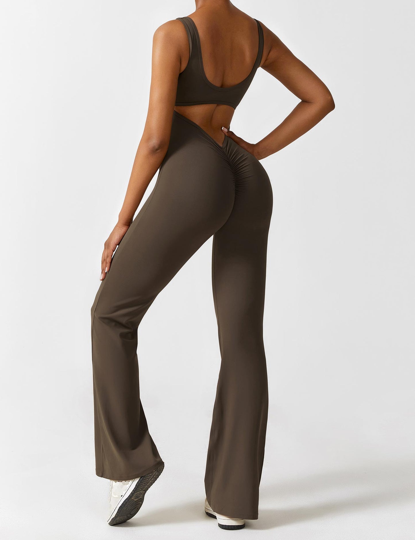 Ironfit Jumpsuit mit V-Rücken und Schlaghose