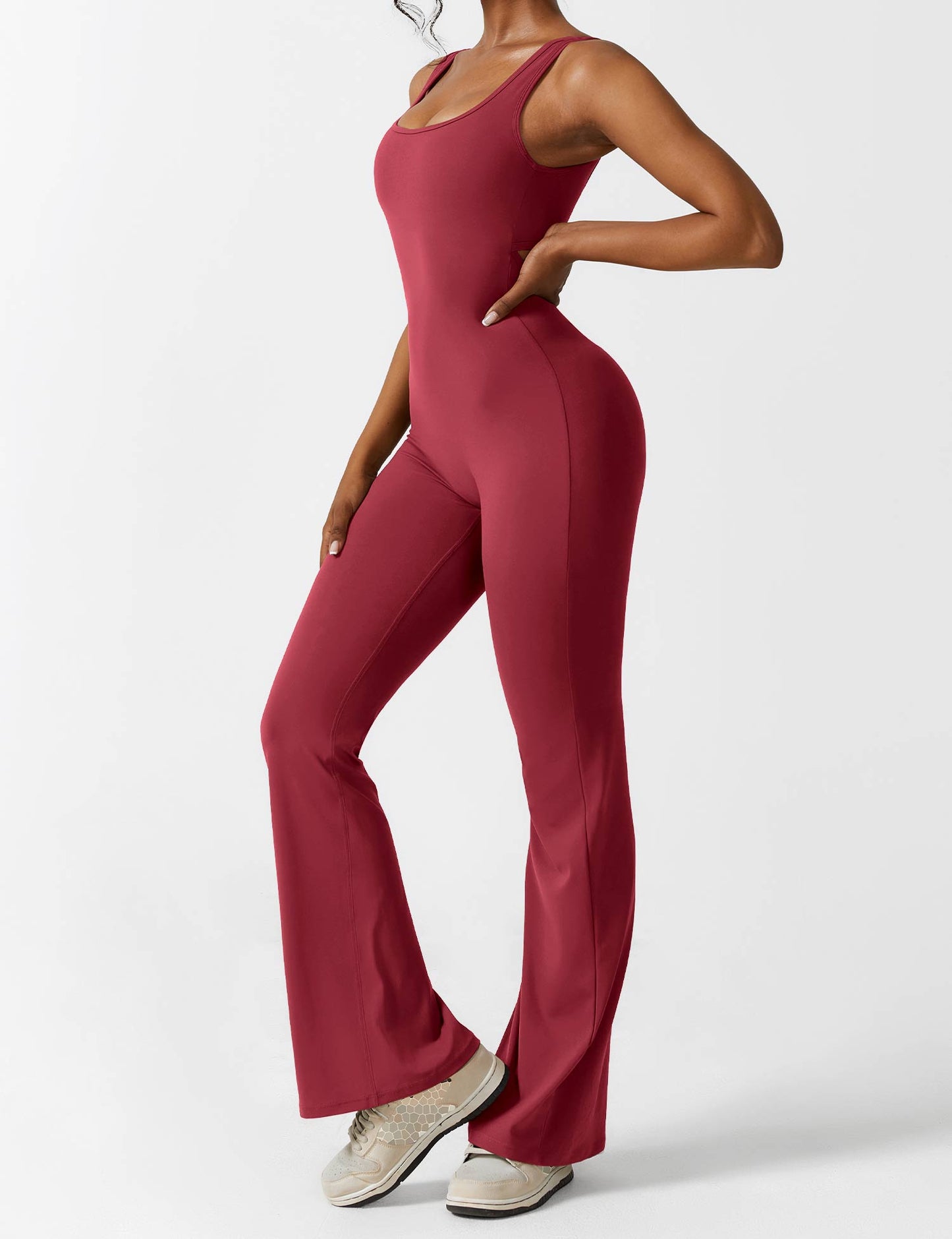 Ironfit Jumpsuit mit V-Rücken und Schlaghose