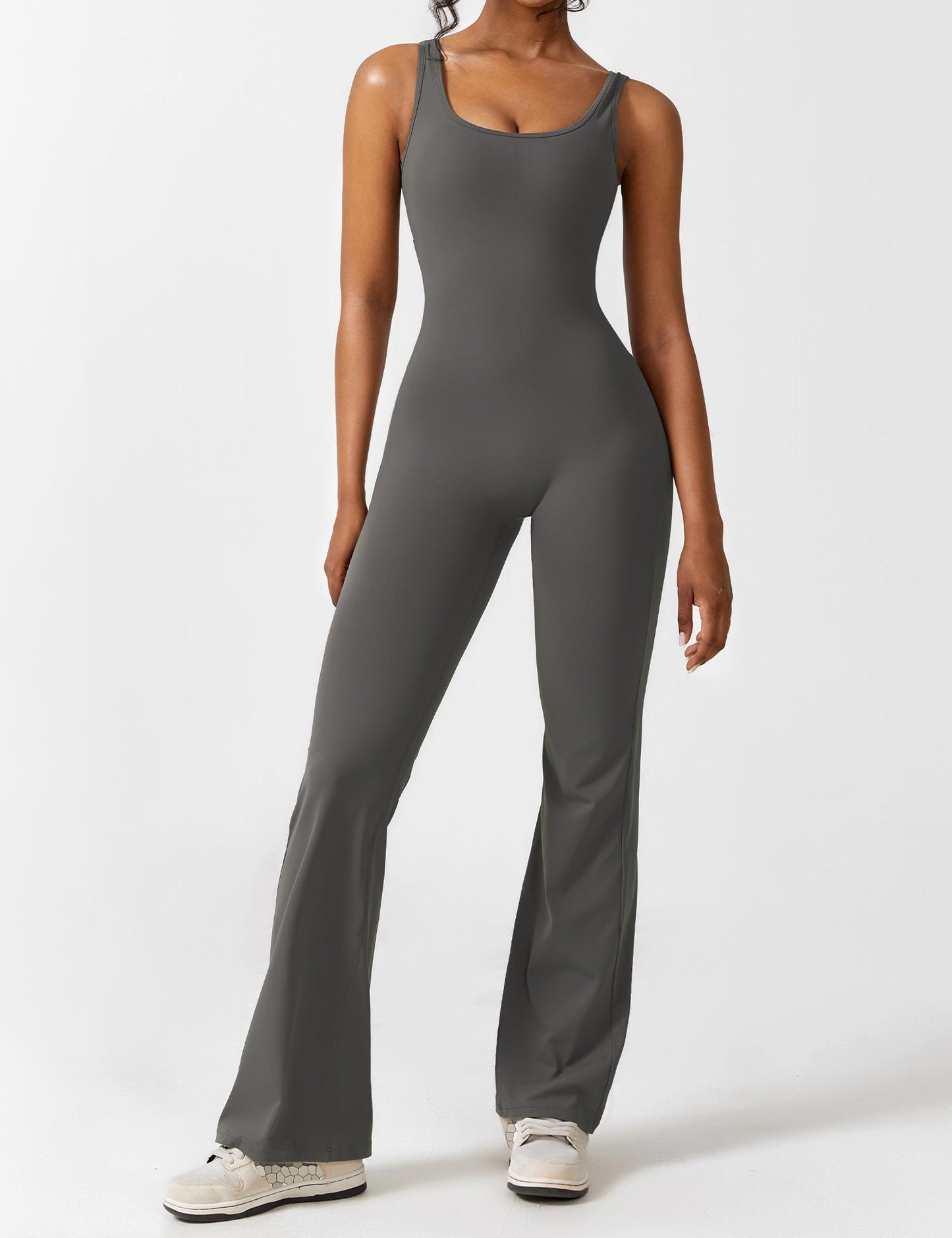 Ironfit Jumpsuit mit V-Rücken und Schlaghose