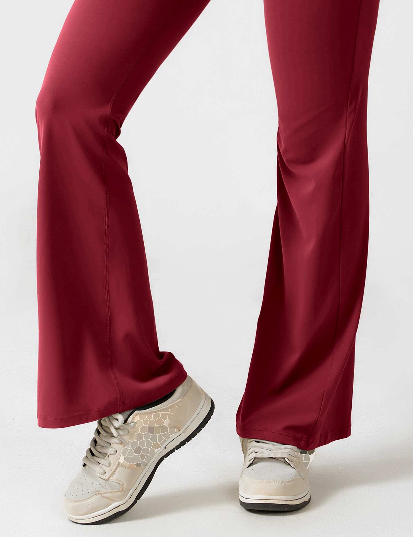 Ironfit Jumpsuit mit V-Rücken und Schlaghose