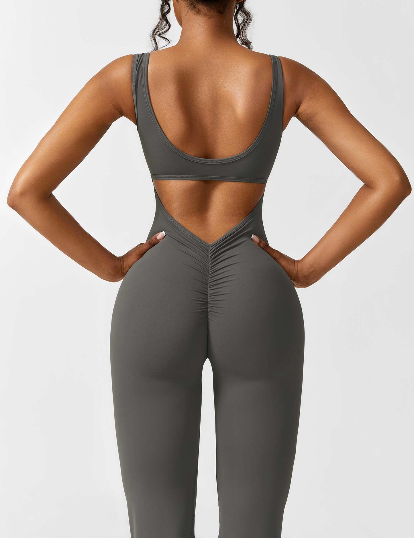 Ironfit Jumpsuit mit V-Rücken und Schlaghose