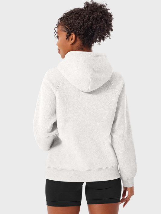 Ironfit Saavedra Fleece Hoodie: Stilvoller Komfort für aktive Momente