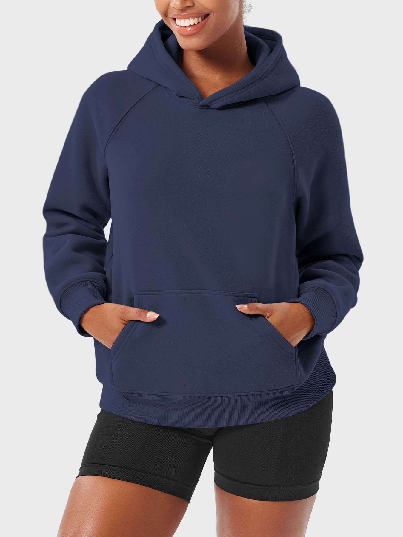 Ironfit Saavedra Fleece Hoodie: Stilvoller Komfort für aktive Momente