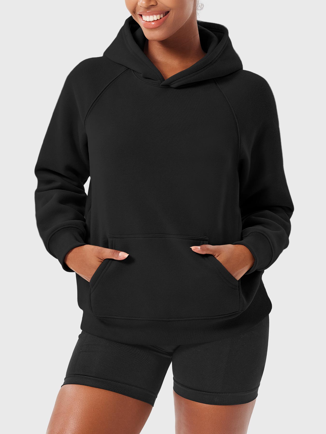 Ironfit Saavedra Fleece Hoodie: Stilvoller Komfort für aktive Momente