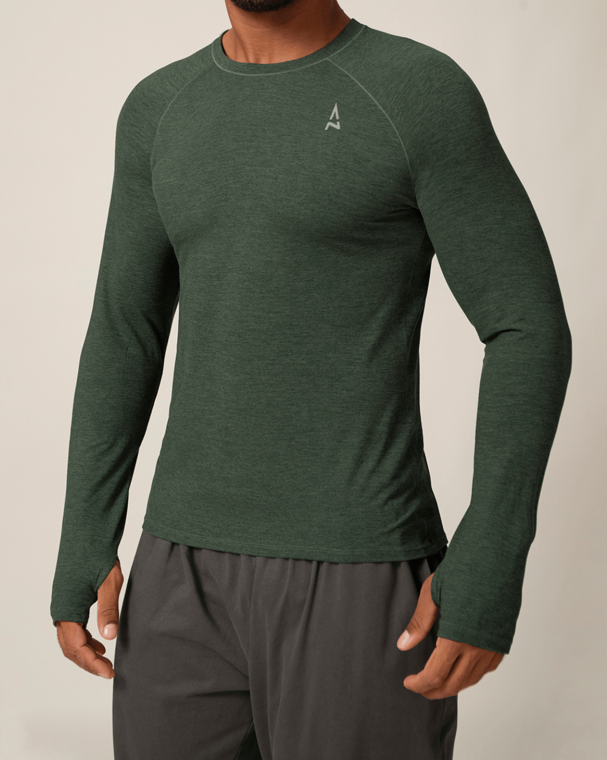 Atheltichub Langarmshirt mit Daumenlöchern – Sportlich & Trendy!