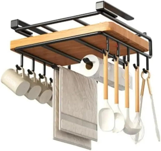 Elegantes Hängeregal für stilvolle Küchenorganisation