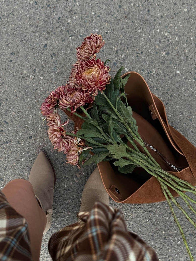 „Sac Lessly: Eleganz trifft Funktionalität“