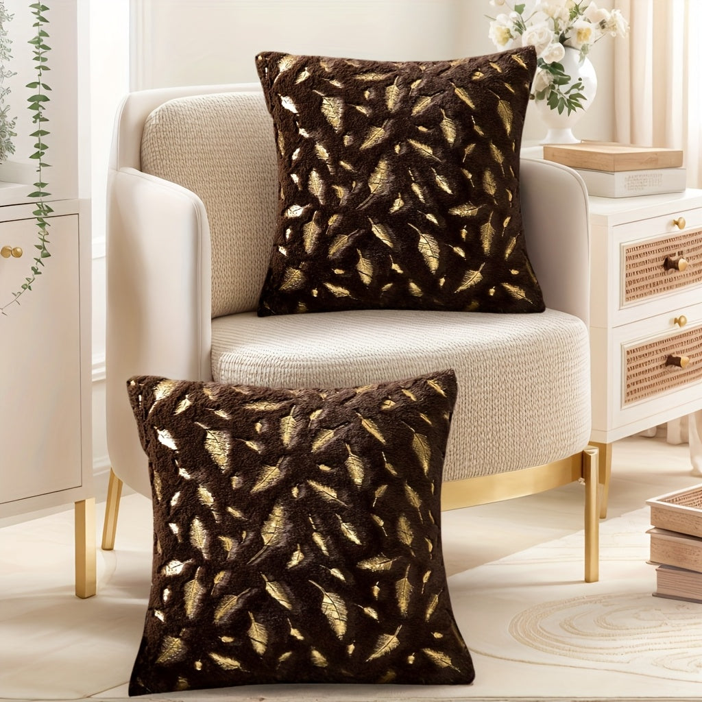 Federveil: Eleganter Kissenbezug für anspruchsvolle Wohnräume